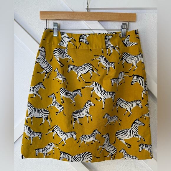 Ann Taylor Factory Novelty Print Zebra Stampede Safari Mustard Yellow Skirt Sz 2 - Picture 3 of 7